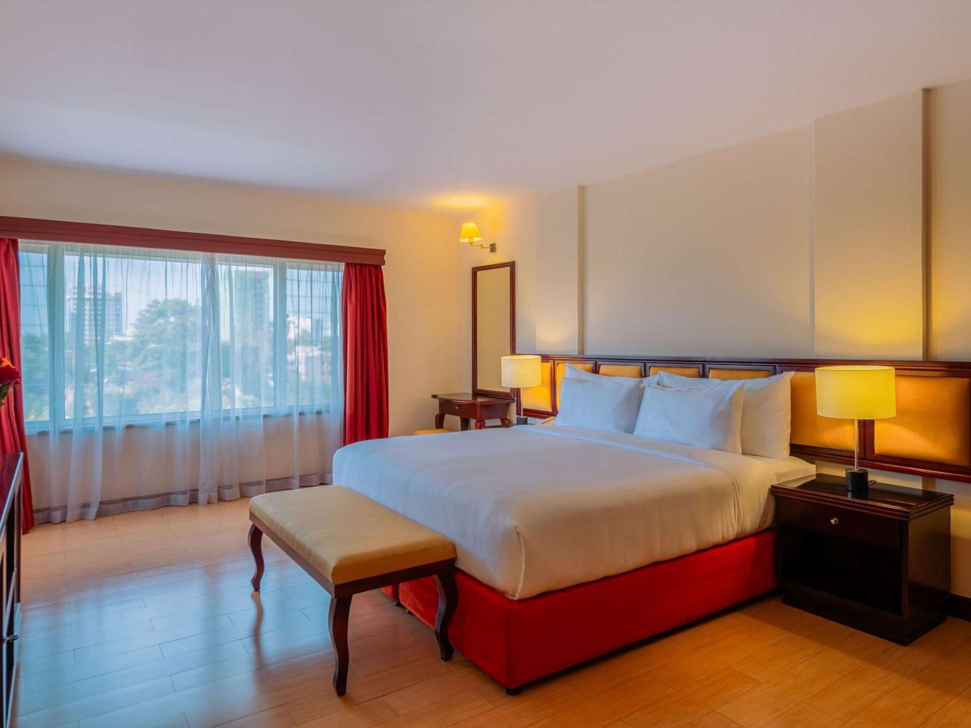 Moevenpick & Residences होटल