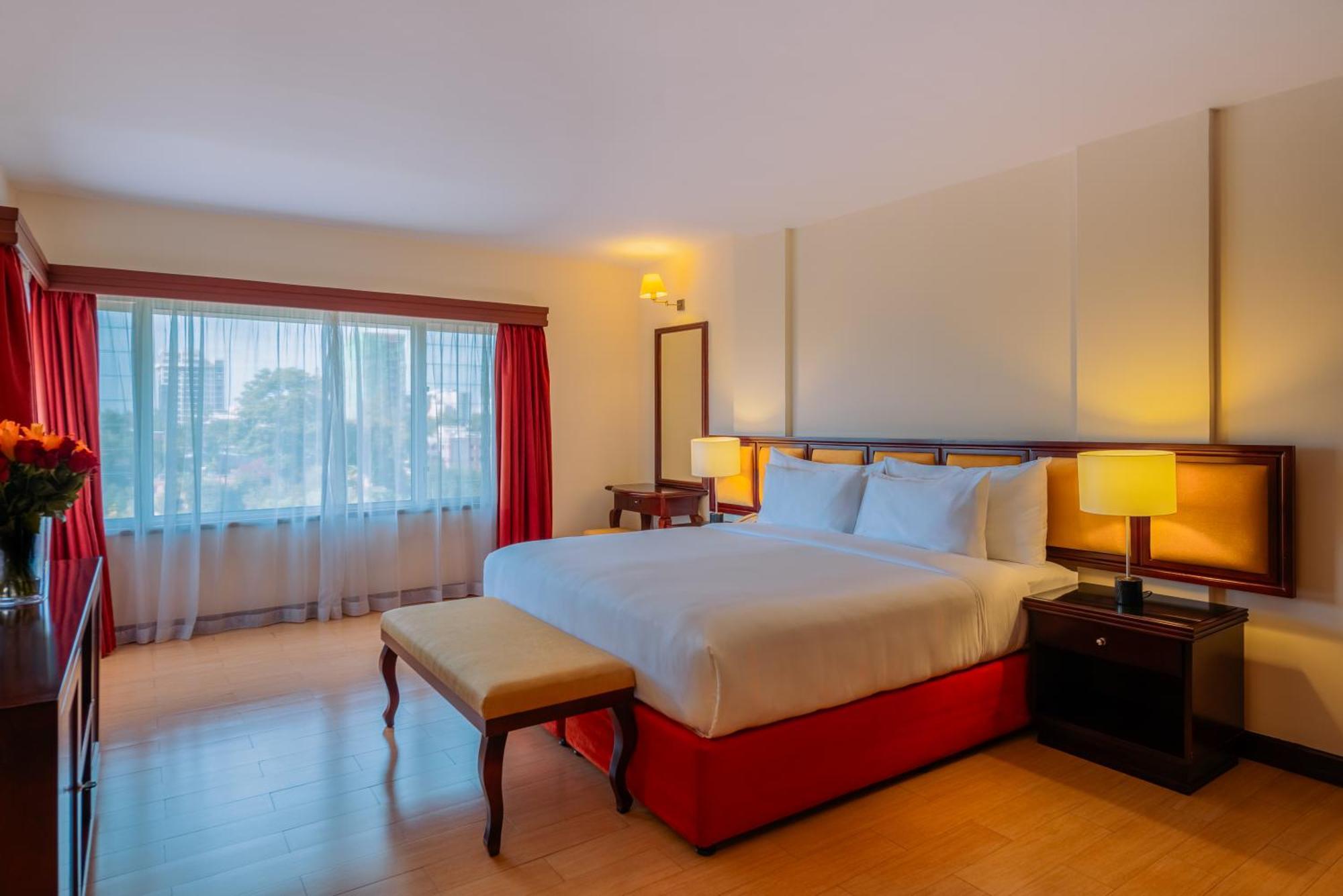Moevenpick & Residences होटल