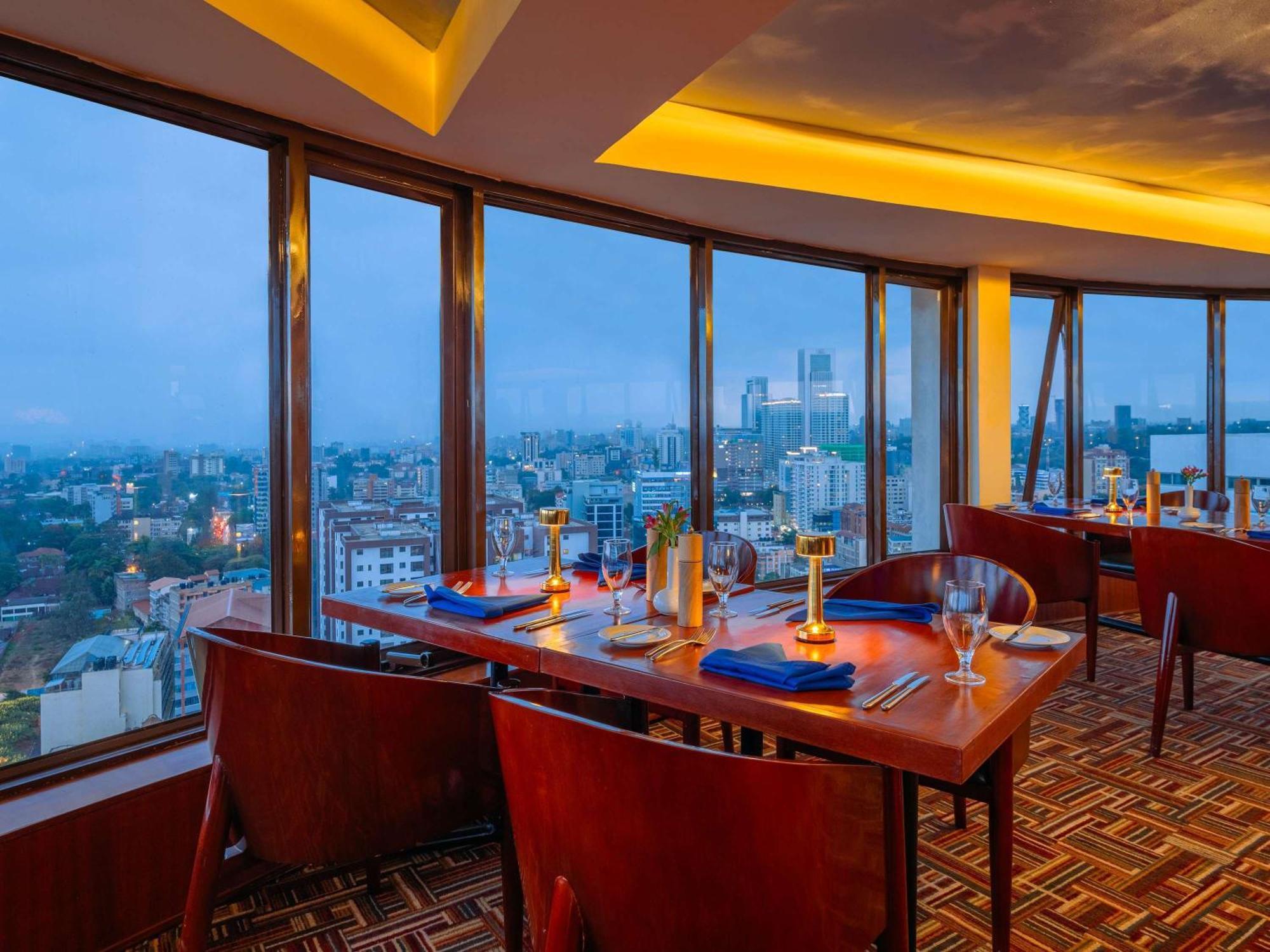 Отель Moevenpick & Residences Найроби