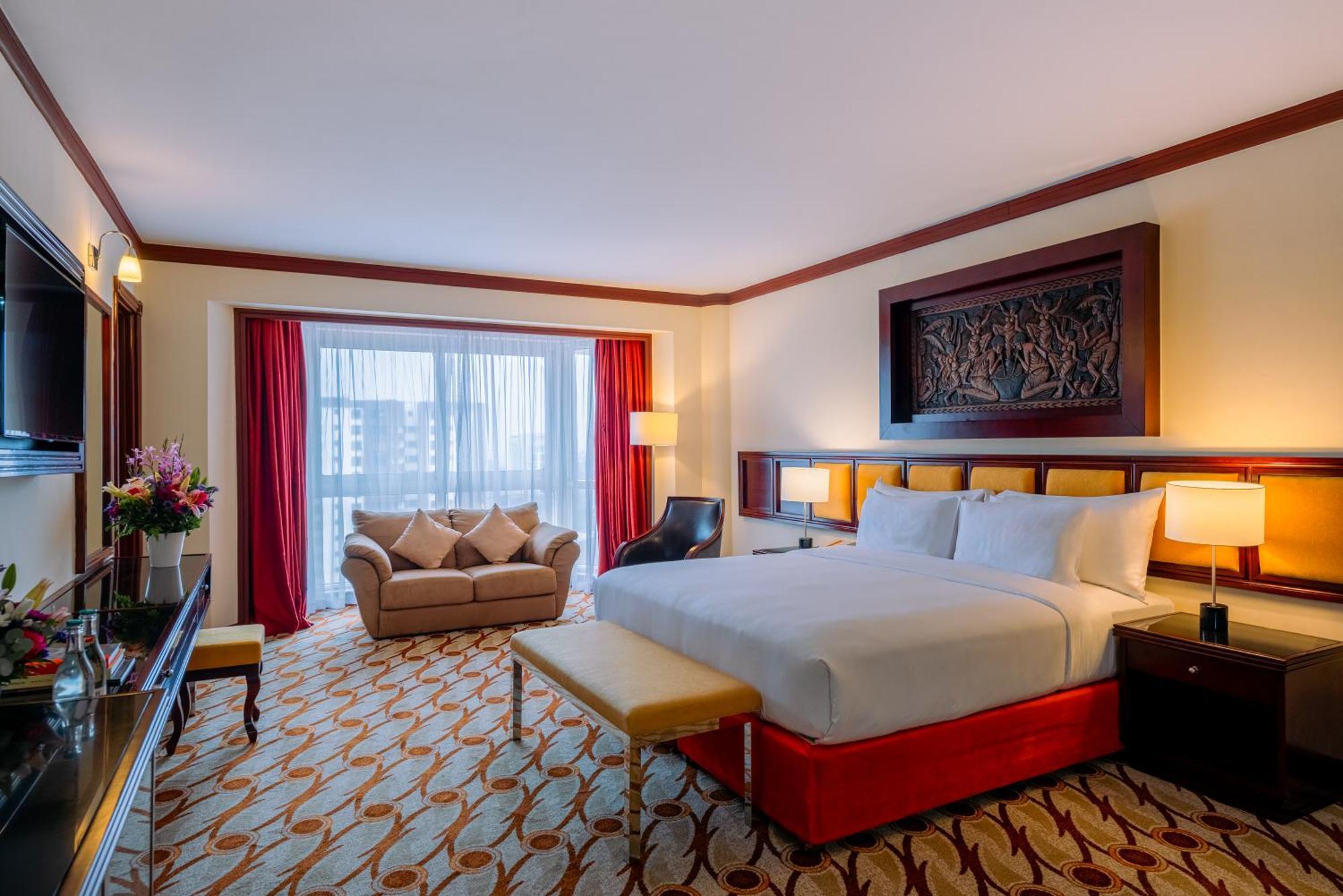 Moevenpick & Residences Отель Найроби